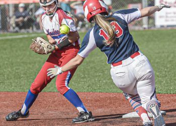 Herbert Hoover’s Brooklyn Huffman, left, can’t handle the throw from home as Independence’s Chloe Hart steals secondbase during Tuesday WV State Tournament action in South Charleston. (F. Brian Ferguson/Lootpress)