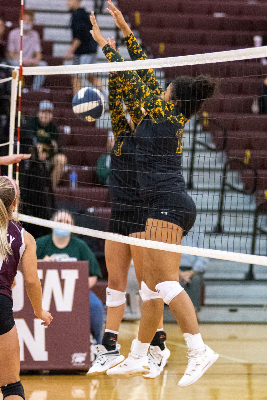 Prep Volleyball Beckley takes down East but Williamstown steals show