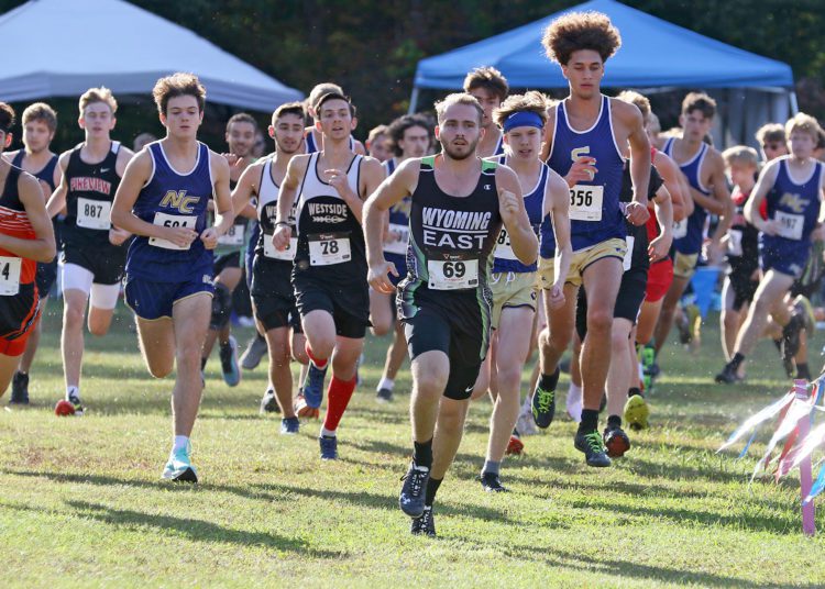 (Brad Davis/For LootPress) The high school boys portion of an event at Twin Falls State Park gets underway Thursday, Oct. 14.