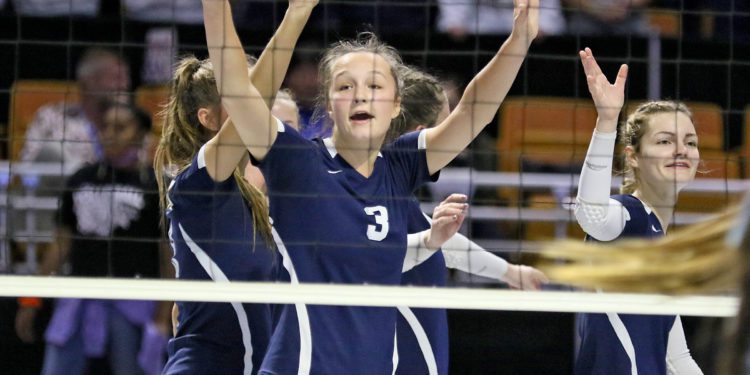 (Brad Davis/For LootPress) Shady Spring players wave to their opponents and fans following a victory over Frankfort during first round action at the State High School Volleyball Tournament Friday morning at the Charleston Civic Center.