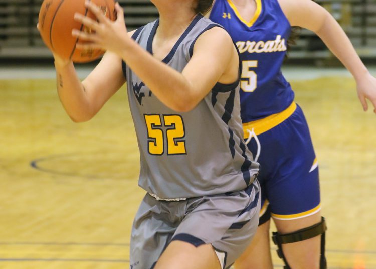 (Brad Davis/For LootPress) WVU Tech's Leonor Ferreira drives to the basket against Brescia Saturday afternoon in Summersville.