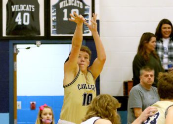 (Brad Davis/For LootPress) Greenbrier West's Chase McClung shoots from three-point range at Meadow Bridge January 21, 2022.