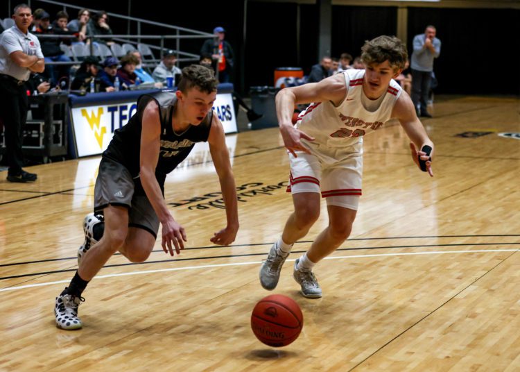 File Photo by Karen Akers