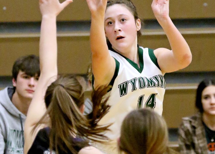 (Brad Davis/For LootPress) Princeton at Wyoming East, February 9, 2022 in New Richmond.
