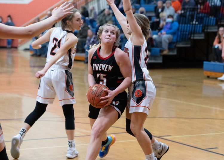 Pikeview's Anyah Brown goes up for a layup against Summers County on Feb. 15 

(Tina Laney/Lootpress)