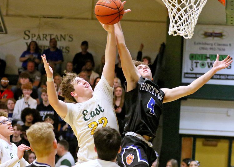 (Brad Davis/For LootPress) Princeton at Greenbrier East, Sectional Championship, March 4, 2022.