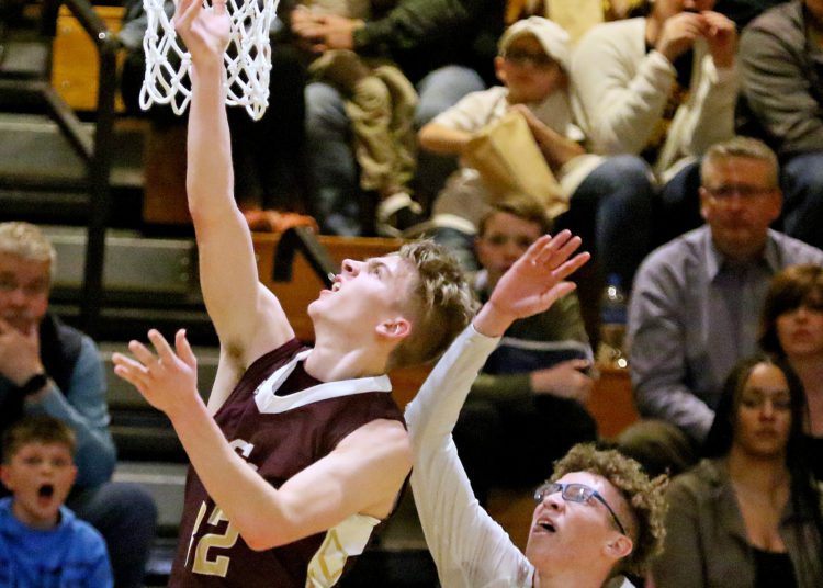 (Brad Davis/For LootPress) George Washington at Greenbrier East, Regional Championship, March 9, 2022 in Fairlea.