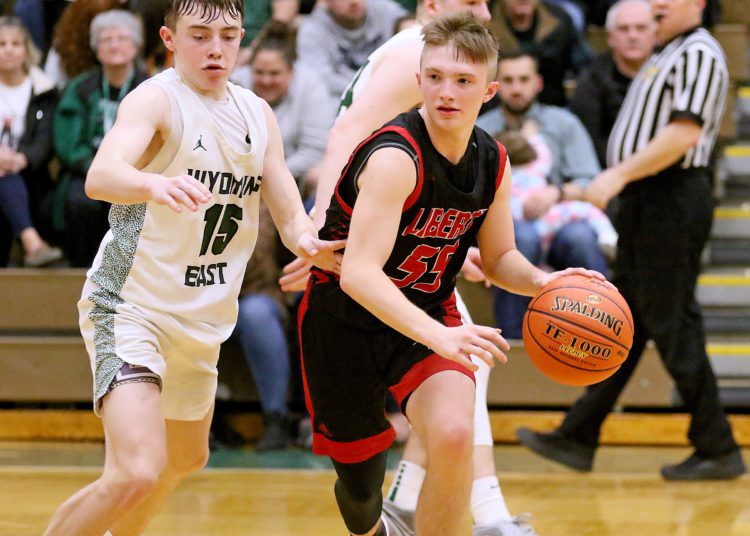 (Brad Davis/For LootPress) Liberty at Wyoming East, Regional Championship, March 10, 2022 in New Richmond.