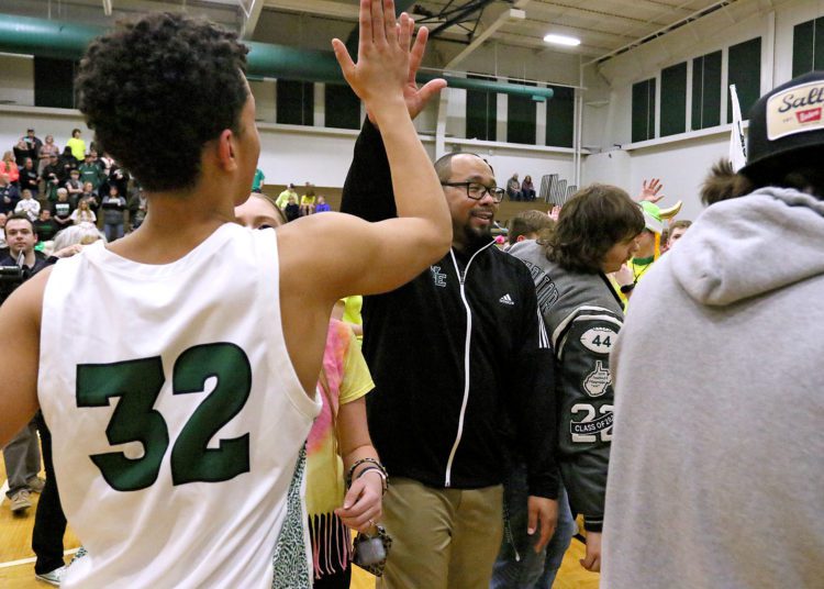 (Brad Davis/For LootPress) Liberty at Wyoming East, Regional Championship, March 10, 2022 in New Richmond.
