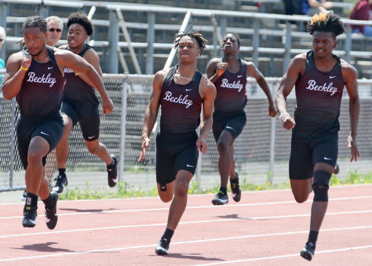 (Brad Davis/For LootPress) Beckley Relays, April 23, 2022 at Woodrow Wilson High School.