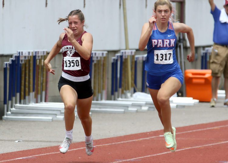 (Brad Davis/For LootPress) Class AAA State Track Meet, May 20, 2022 in Charleston.