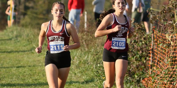 (Brad Davis/For LootPress) The high school girls portion of the Class AAA Cross Country Regionals Thursday evening in Beckley.