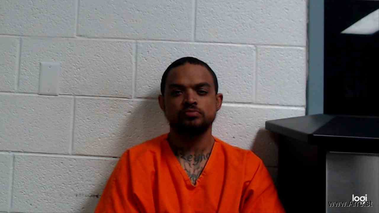 Man charged after stealing a woman's purse from Kroger parking lot in