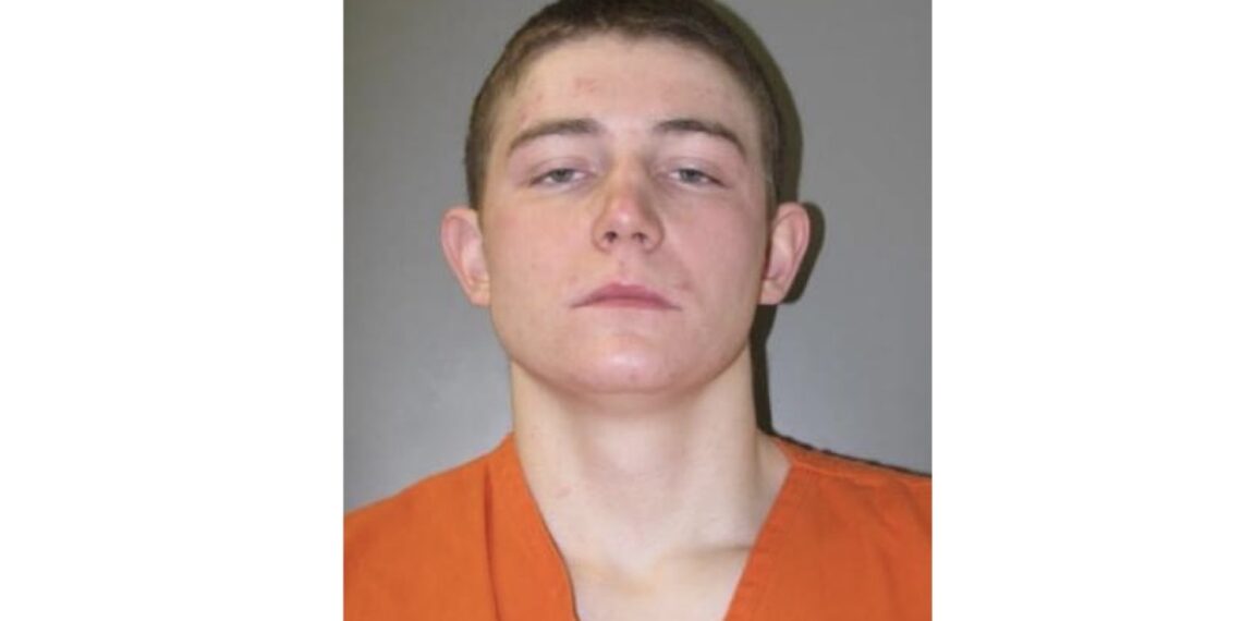 Police catch and arrest man wanted for murder