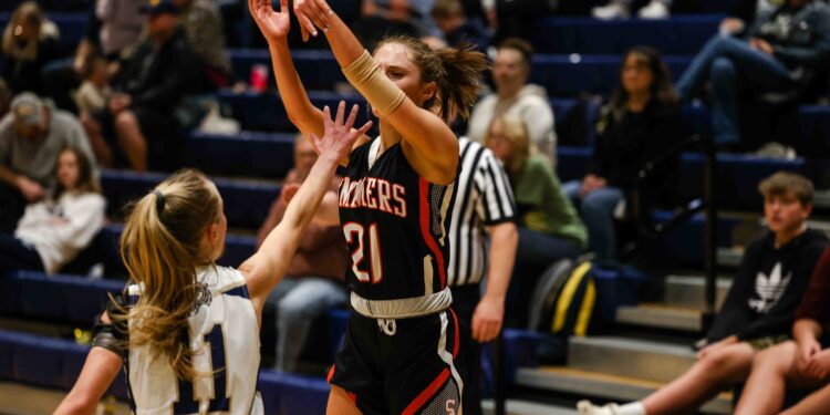 File Photo by Karen Akers