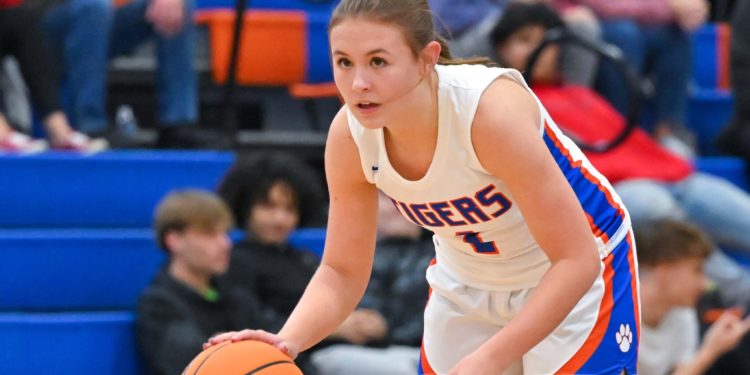 File Photo by Greg Barnett