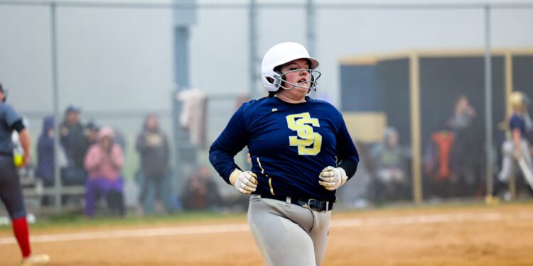 File Photo by Karen Akers