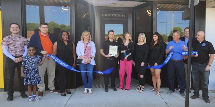 Photo Credit: Chamber of Commerce of the Two Virginias