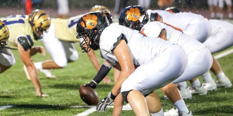 File Photo by Karen Akers