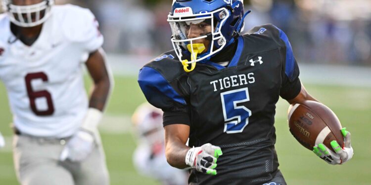 File Photo by Greg Barnett