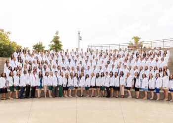 WVSOM White Coat Ceremony speaker to students: ‘Seize this opportunity’