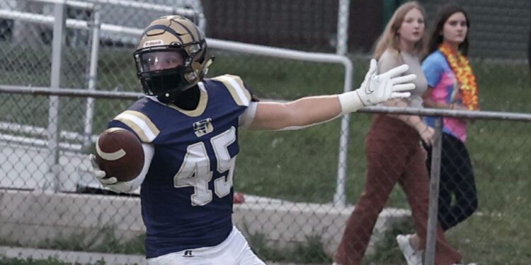 File Photo by Karen Akers