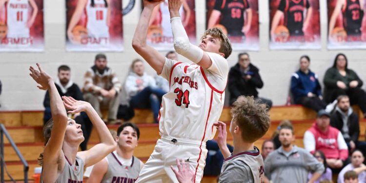 File Photo by Greg Barnett