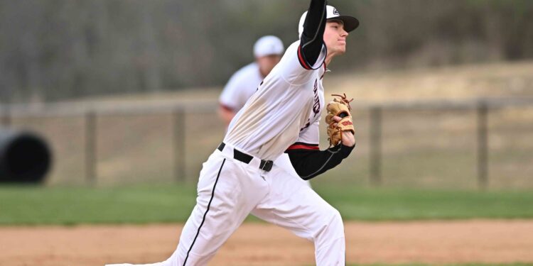 File Photo by Greg Barnett