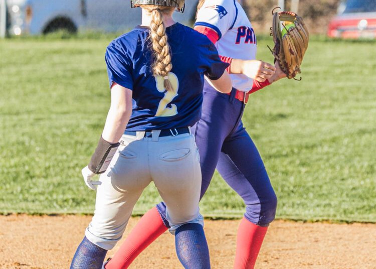 Raegan Lane of Shady Spring is safe at 2nd base against Indepependence.