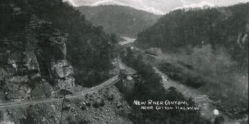 A view overlooking New River from near Cotton Hill.