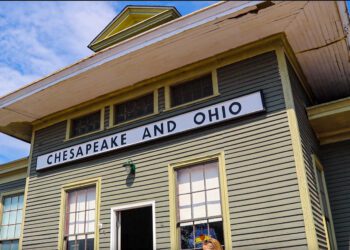 C&O Railway passenger depot at St. Albans | Lootpress photo