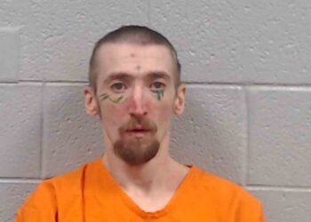 Man high on meth threatens to kill everyone if law was called