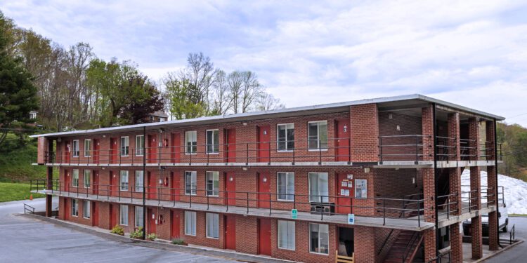 Bluefield University Secures $400,000 Grant to Revive Alumni Hall Dormitory