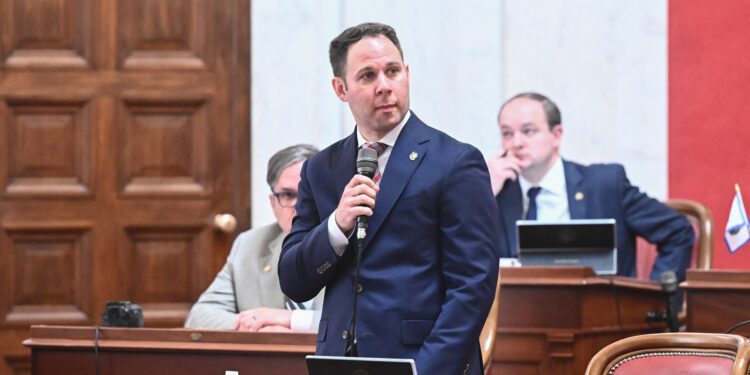 Senate Passes Pay Raise for State Mine Inspectors