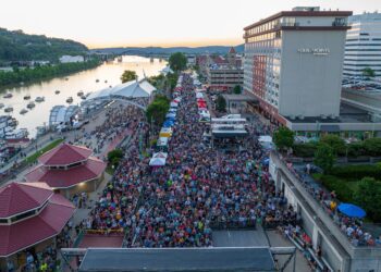 (Charleston Sternwheel Regatta/Facebook)