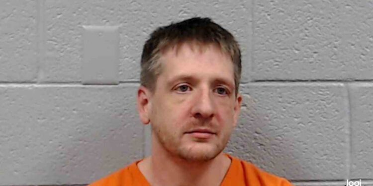 Man in Underwear Found Passed Out Drunk in Van, Resists Arrest