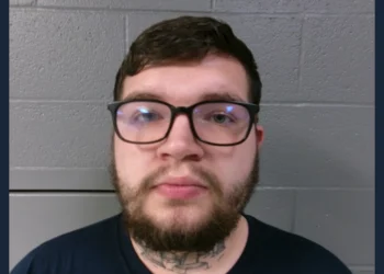 Man pulls gun on woman after family dispute