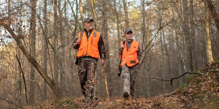 WVDNR releases hunting and trapping regulations summary for 2025-2026 seasons