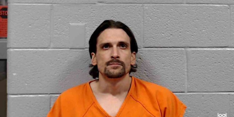 Man Caught on Camera Stealing Copper from Dentist’s Office A/C Unit