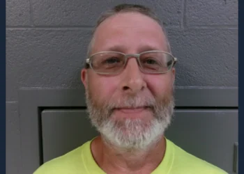 Man Accused of Blocking Deputies, Hurling Threats During Arrest Attempt