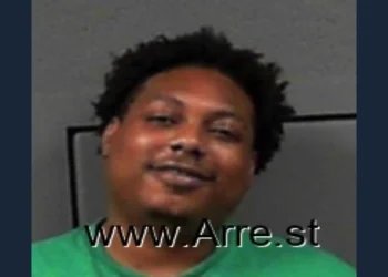 Man threatens to track down officer, throw hands and clown him at his home