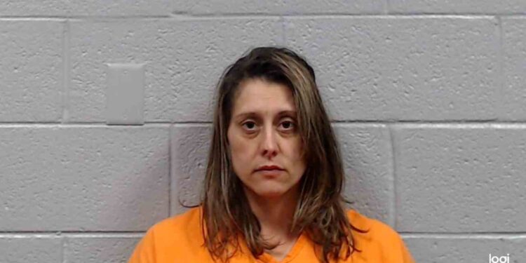Princeton Woman Arrested After Standoff at Fox Ridge Apartments