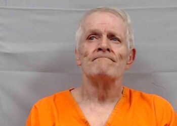 Princeton Man Accused of Threatening Neighbors With Knife