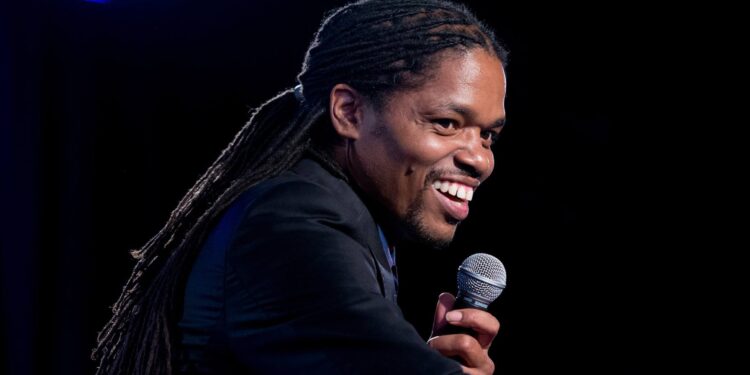 Landau Eugene Murphy Jr.’s Home For The Holidays Makes a Stop in Welch, WV