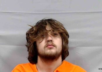 Man Arrested After Allegedly Holding Gun to Woman’s Head During 911 Call in Lewisburg