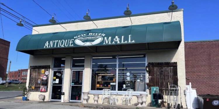 (Zaferatos Real Estate)