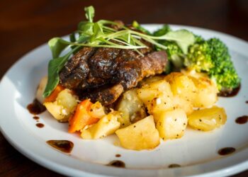 Popular Cellar to Table Dinners Return to State Park Restaurants