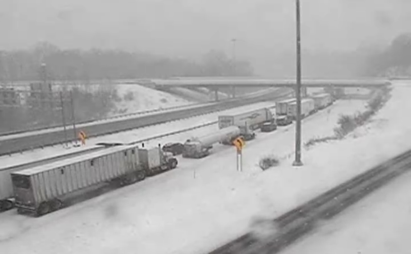 Portion of West Virginia Turnpike shut down following vehicle crash