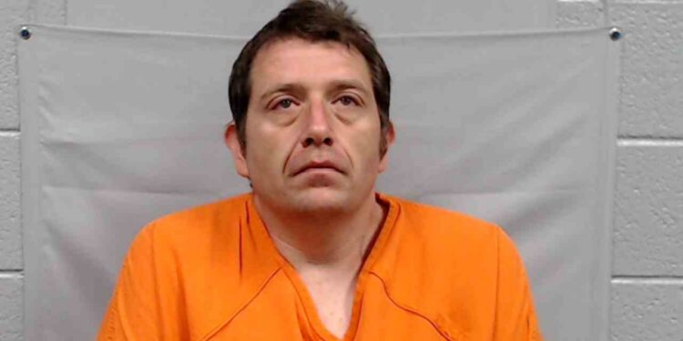 Man arrested after starting multiple wildfires in Raleigh County