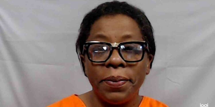 Woman Accused of Threatening Deputies, Claiming Gang Affiliation During Bradley Arrest